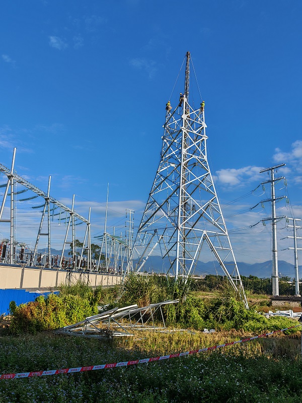 1764818026580018655.jpg 220KV建陶(民樂)送變電工程輸電鐵塔組立及高空安裝.jpg
